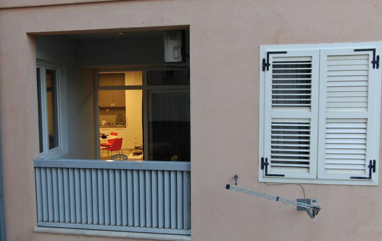 Apartman Gusar -Top Position, Close To The Center And The Beach, Fully Equipped Omiš Esterno foto