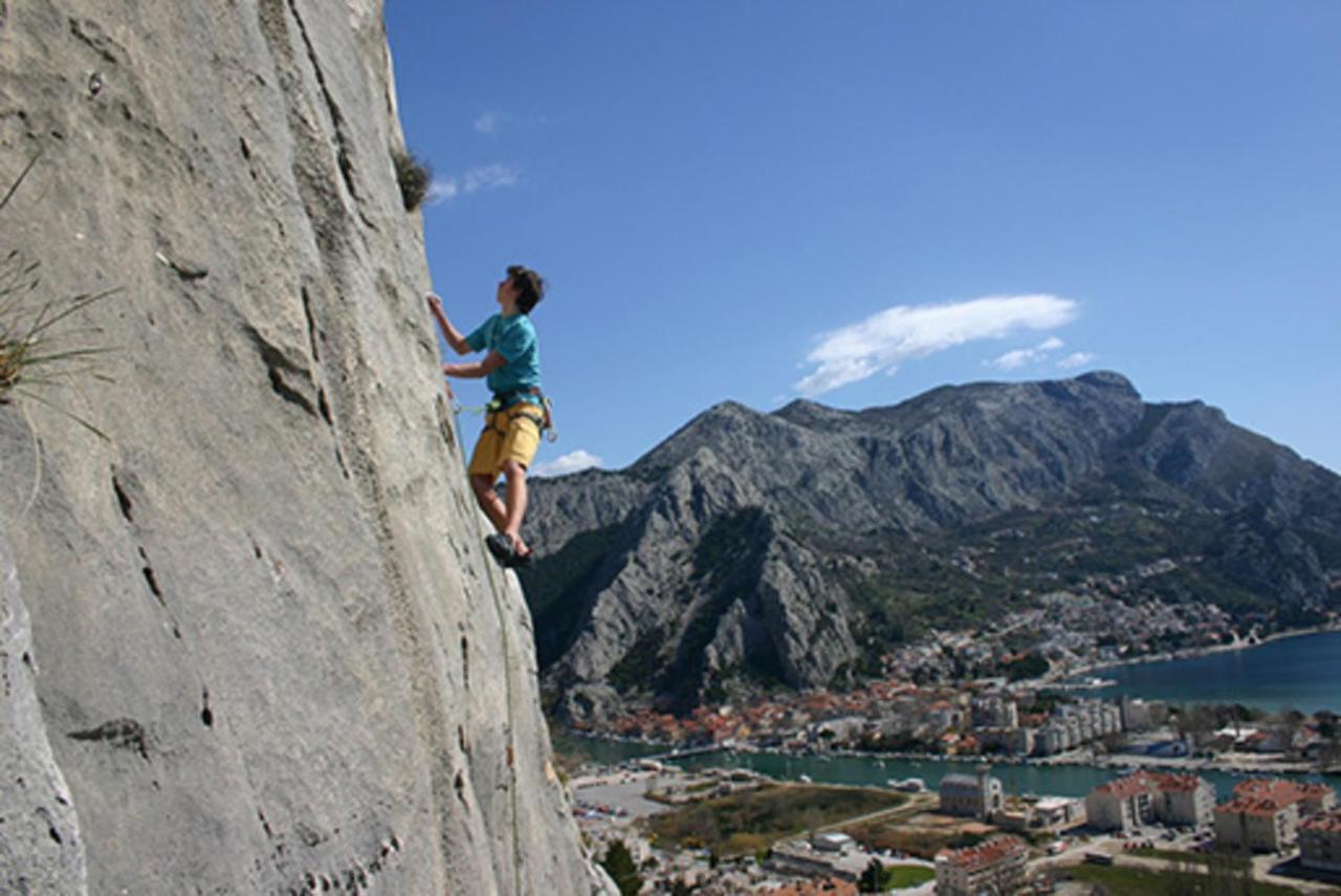 Apartman Gusar -Top Position, Close To The Center And The Beach, Fully Equipped Omiš Esterno foto